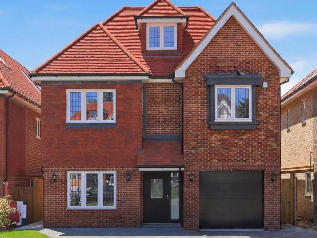 House for sale in Upminster, Greater London