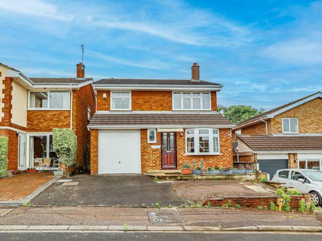 House for sale in Pouchen End, Hertfordshire