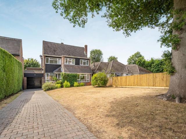 House for sale in Winkfield