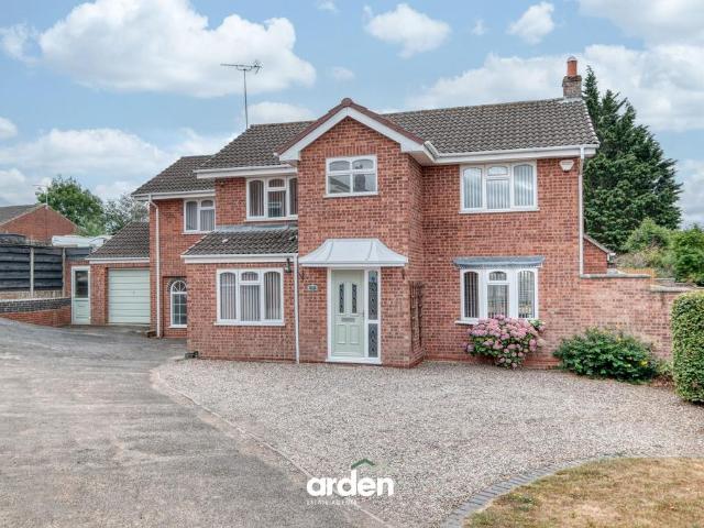 House for sale in Redditch, Worcestershire