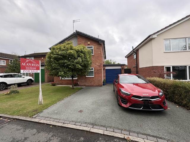 House for sale in Chadderton, Oldham