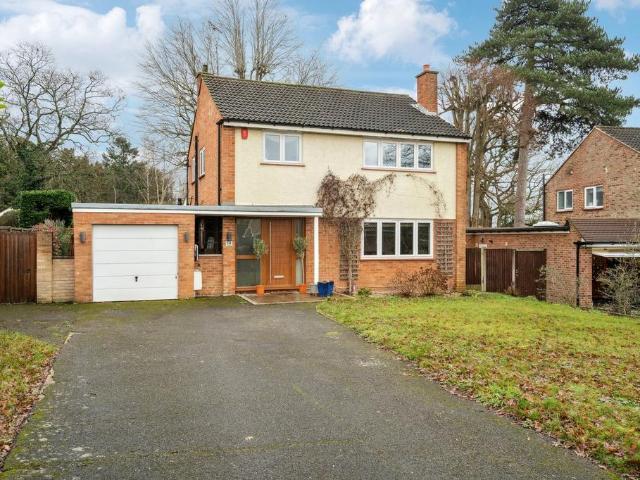 House for sale in Farnham Common, Buckinghamshire