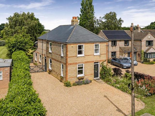 House for sale in Arrington, Cambridgeshire