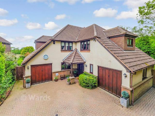 House for sale in Meopham Green, Gravesham