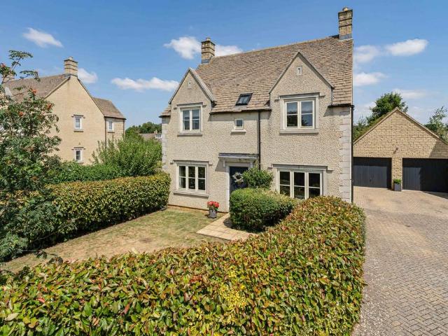 House for sale in Fairford, Cotswold