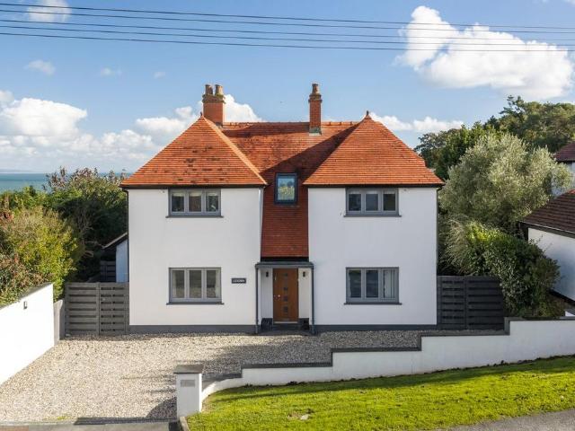 House for sale in Saundersfoot, Pembrokeshire