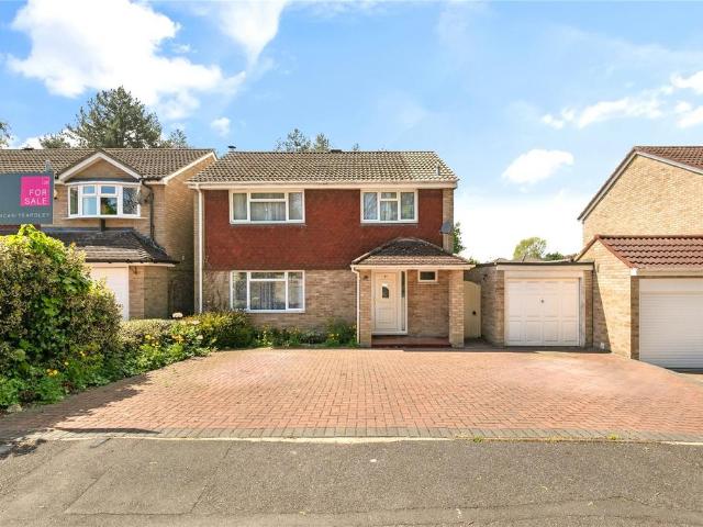House for sale in Hanworth, Bracknell