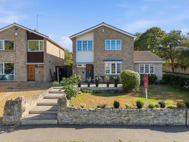 House for sale in Ortongate Centre, Peterborough