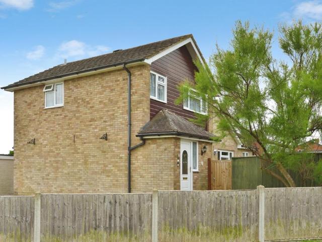 House for sale in Deanshanger