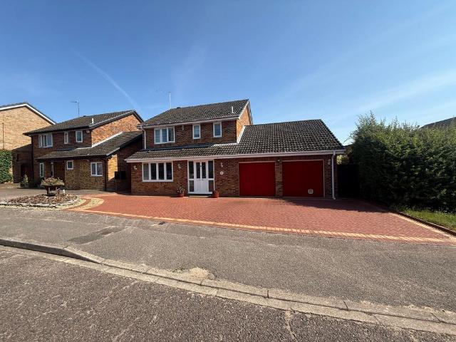 House for sale in Bramingham Park, Luton