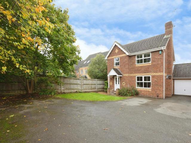 House for sale in Kennington Lees, Ashford