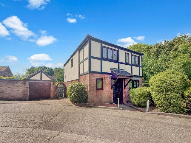 House for sale in Fordham Heath, Essex