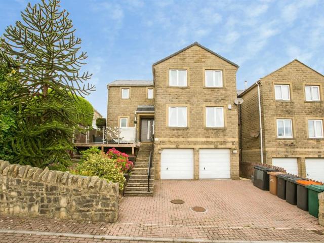 House for sale in Denholme Clough, Bradford
