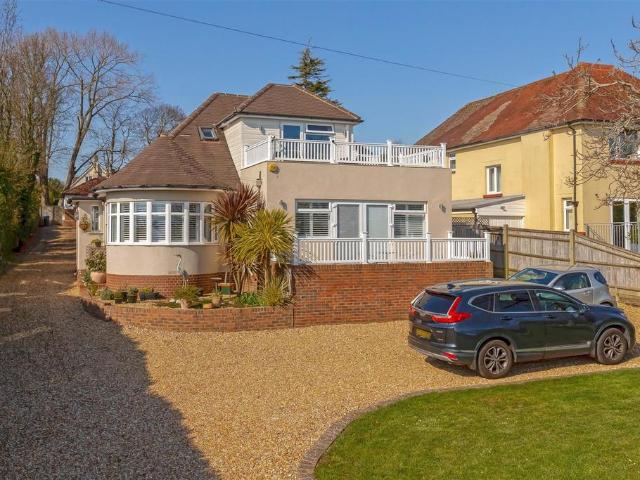 House for sale in Worthing, West Sussex