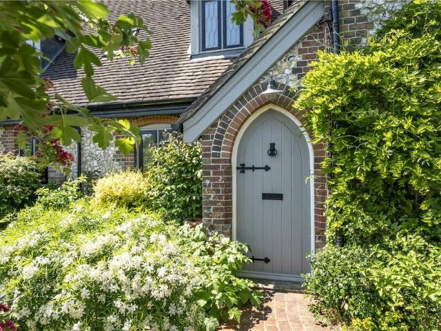House for sale in Hampshire