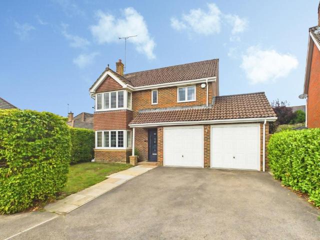 House for sale in Southwater, Horsham