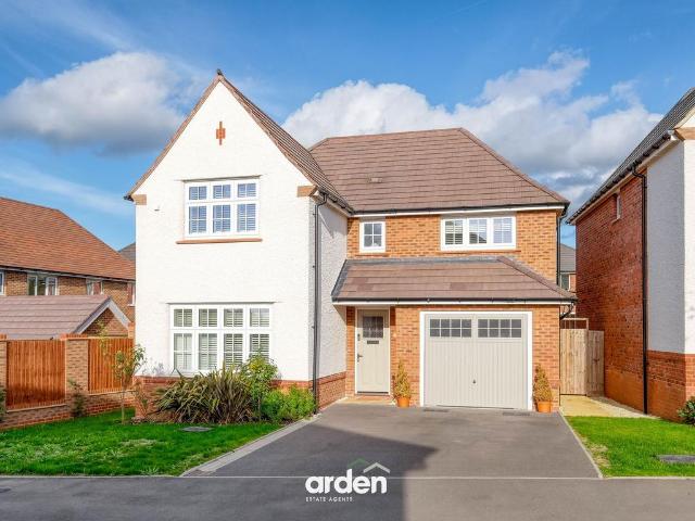 House for sale in Foxlydiate, Bromsgrove