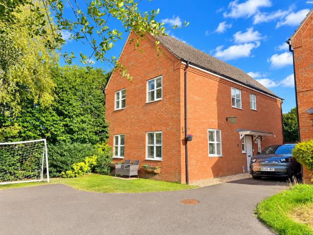 House for sale in Corby, North Northamptonshire