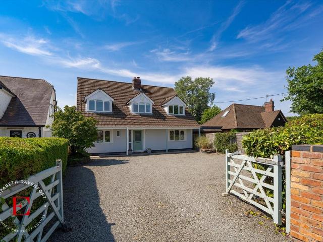 House for sale in Westwood Heath, West Midlands