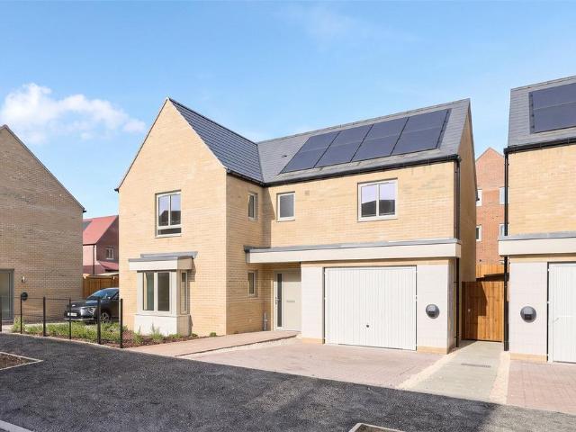 House for sale in Eddington, Cambridge