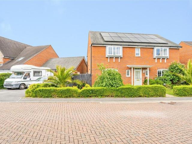 House for sale in Donnington, Littlecote