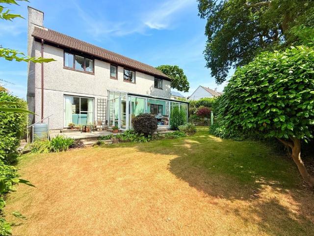 House for sale in Devoran, Cornwall