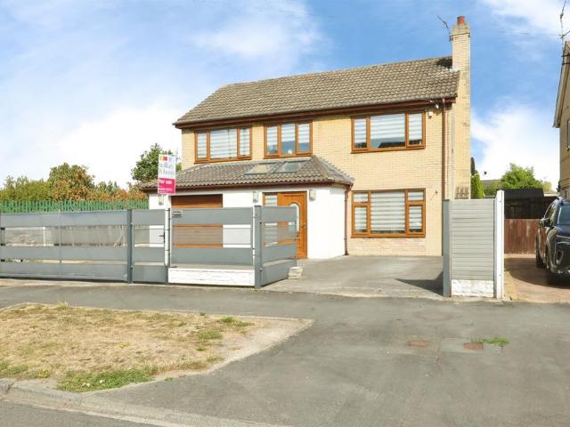 House for sale in Thorne, South Yorkshire