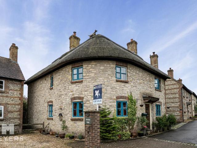 House for sale in Buckland Newton, East Dorset