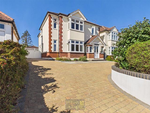 House for sale in Shenfield, Brentwood