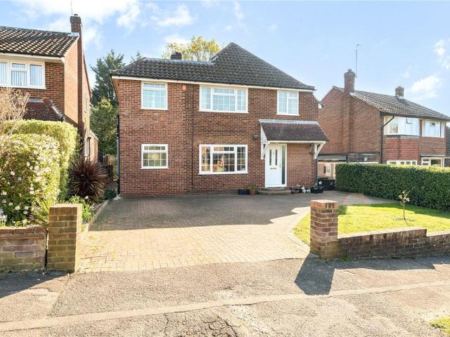 House for sale in Swallow, Buckinghamshire