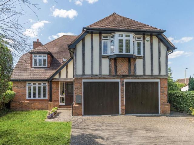 House for sale in London Borough of Bromley, Greater London