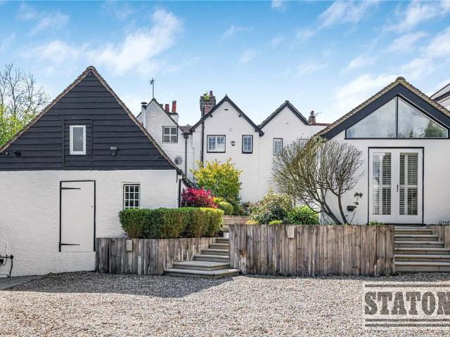 House for sale in Fretherne, Hertfordshire