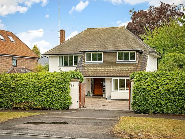House for sale in Lower Green Esher, Blackhills