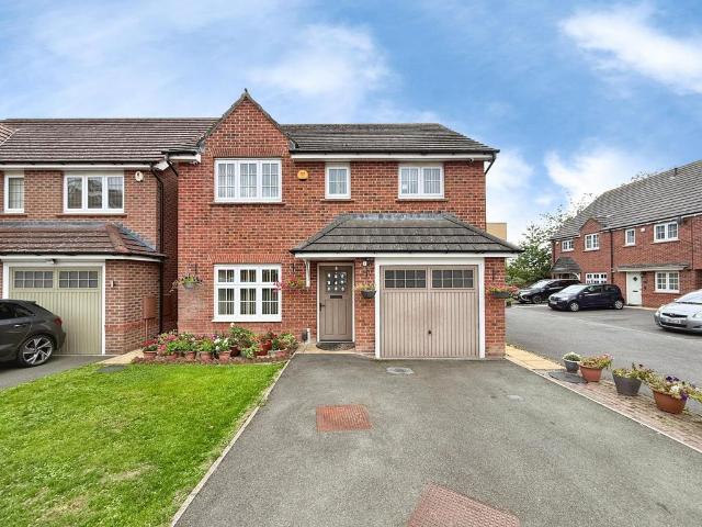 House for sale in Nether Hall, Leicester