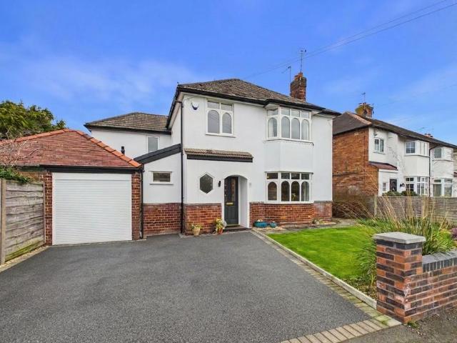 House for sale in Upton-by-Chester, Two Mills
