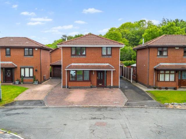 House for sale in Burtonwood and Westbrook, Warrington