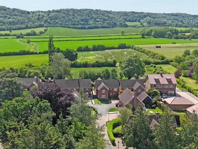 House for sale in Berrick Salome, Oxfordshire