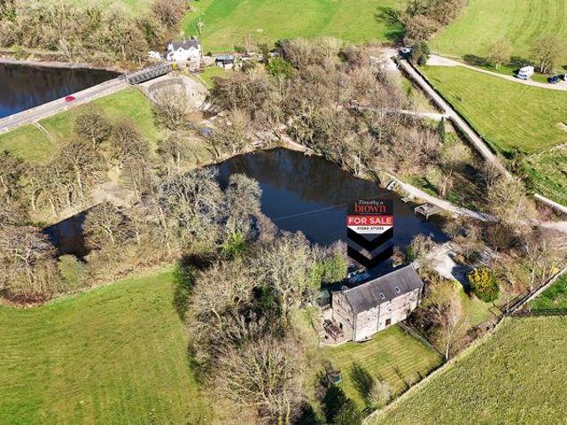 House for sale in Kingsley Moor, Staffordshire