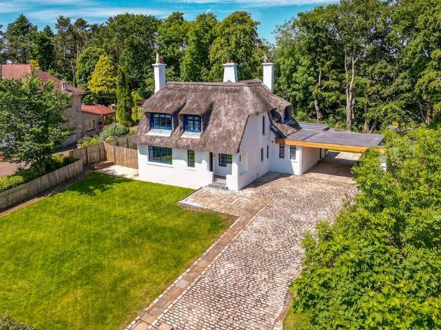 House for sale in The Village, Barassie