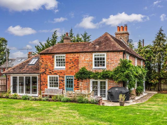 House for sale in Perryfields, West Sussex