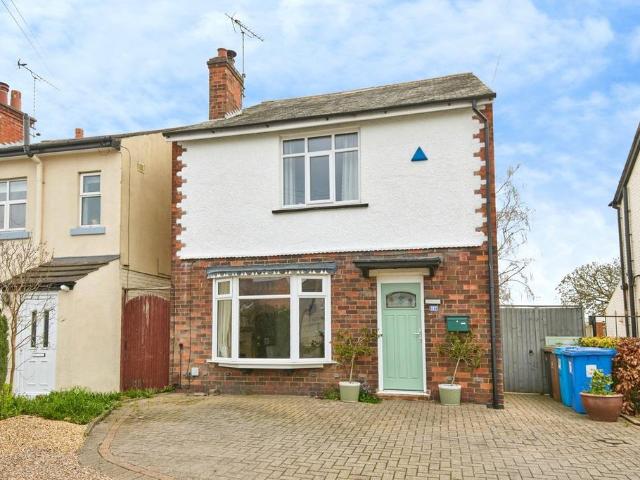 House for sale in Littleover, East Midlands