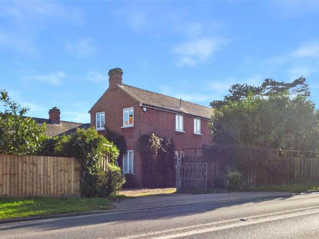 House for sale in Maidensgrave, Eastbridge