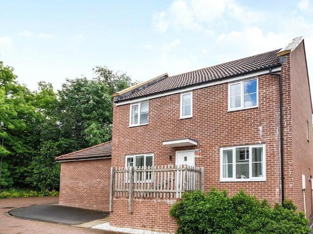 House for sale in Harp Hill, Cheltenham