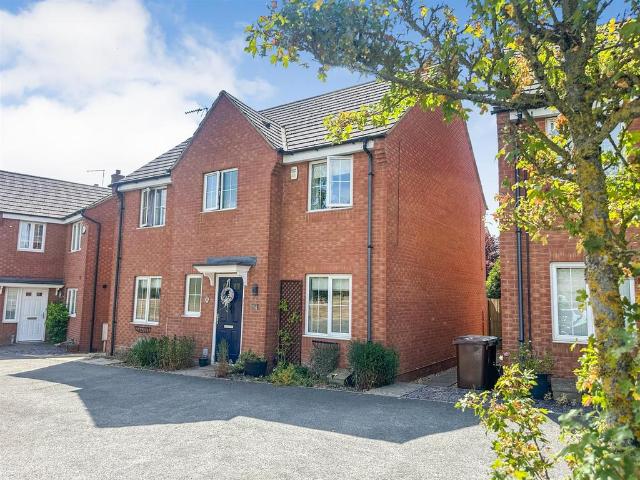 House for sale in Corby Village, Corby