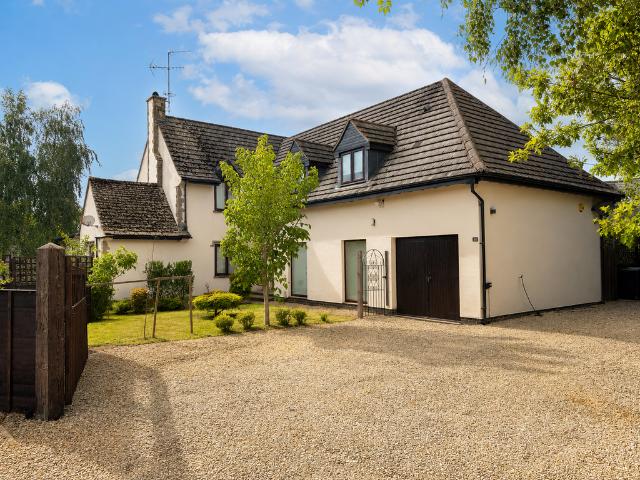 House for sale in Great Faringdon, Dromore