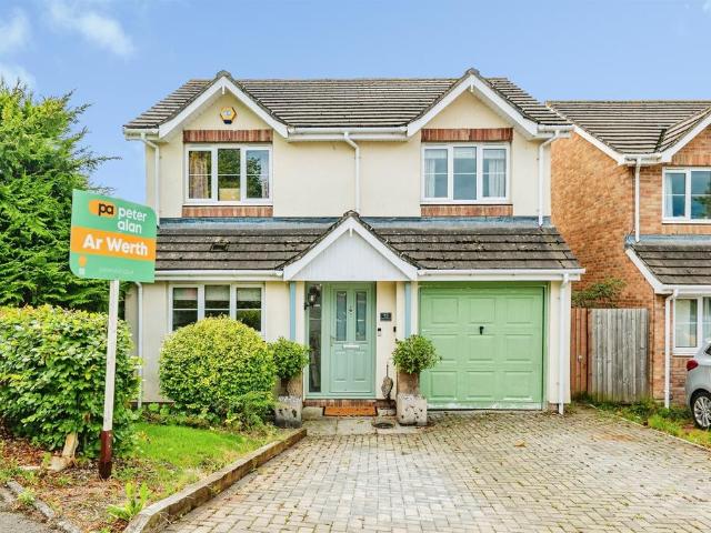 House for sale in Laleston, Broadlands