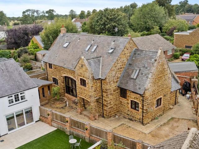 House for sale in Little Cransley, Broughton