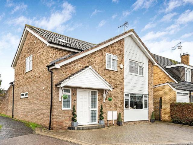 House for sale in Elstree and Borehamwood, Borehamwood