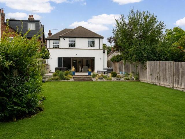 House for sale in Knebworth, King's Walden