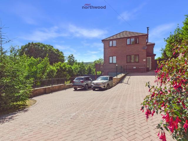 House for sale in Coedpoeth, Wales